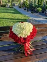 Buchet inima trandafiri