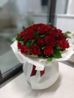 buchet trandafiri rosii