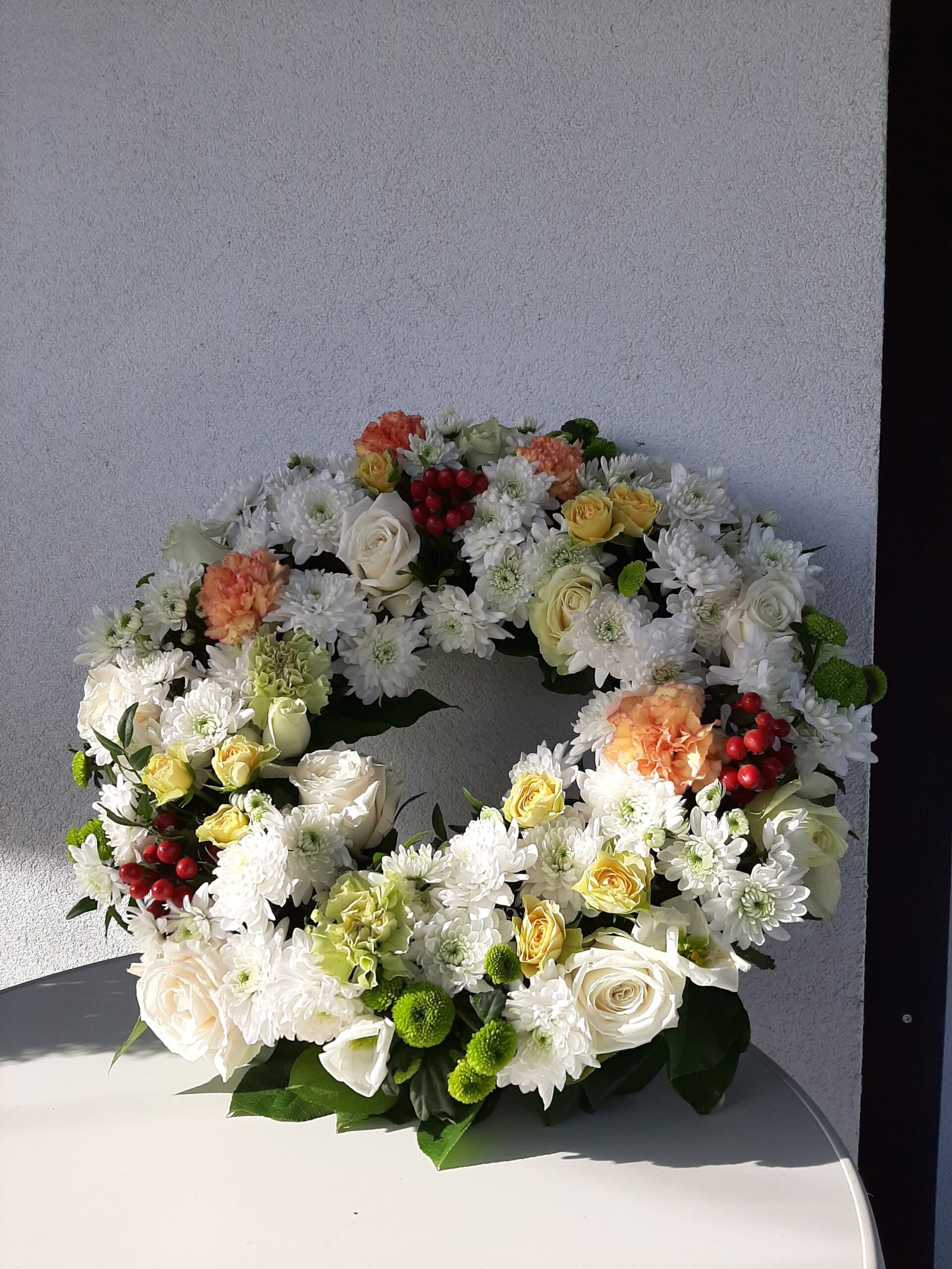 20210126_1230121-scaled-1.jpg Coroana Funerara - imagine 1