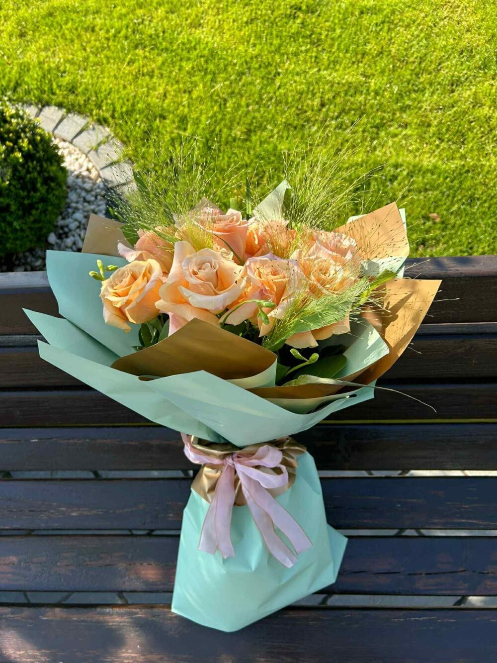 BUCHET-00-e1759133346463.jpg BUCHET TRANDAFIRI - imagine 1