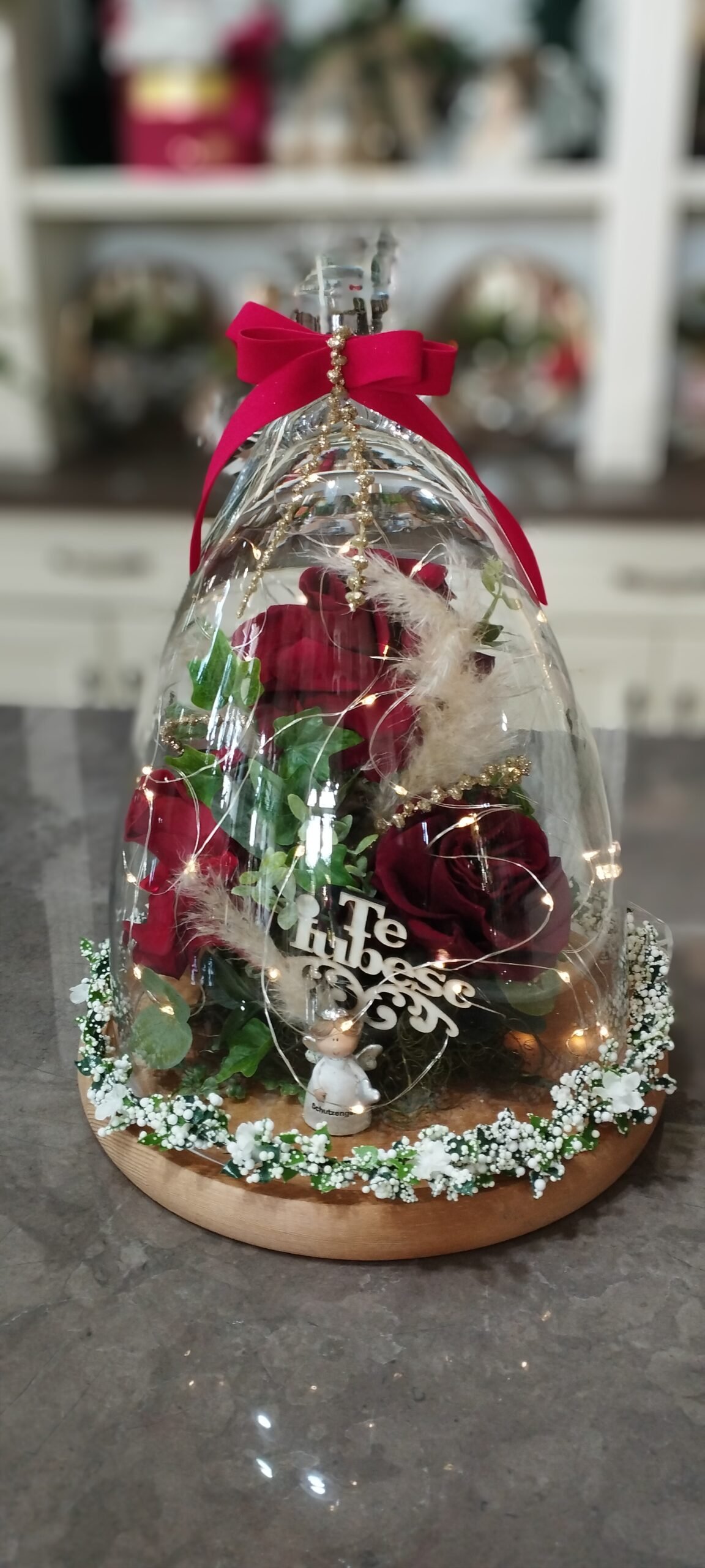 CUPOLA-TRANDAFIRI-CRIOGENATI-scaled-1.jpg CUPOLA CU TRANDAFIRI CRIOGENATI - imagine 1