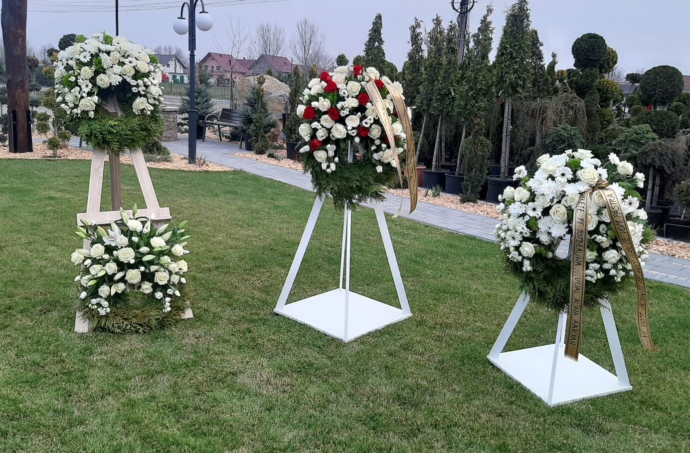 IMG-20220131-WA0059-e1758610116366.jpg COROANA FUNERARA - imagine 1