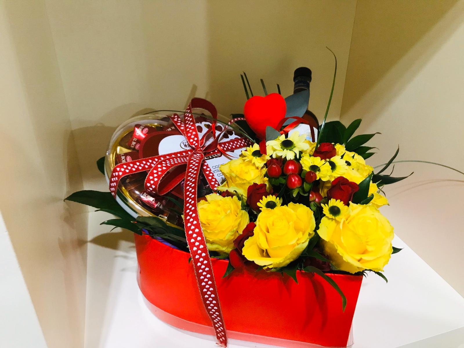 aranjamente-florale-florarie-online-radauti-hamann9.jpg Aranjament 26 - imagine 1