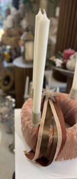 ARANJAMENT CU LUMANARI INALTE STEA DECORATIVA SI FUNDA - imagine 3