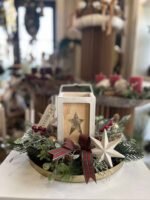 ARANJAMENT CU STELUTE IN TAVA METALICA AURIE