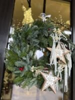 CORONITA DIN CETINA NATURALA  CU STELE DIN LEMN SI ACCESORII - imagine 2