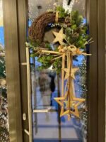 CORONITA CU STELE DIN LEMN CETINA EUCALIP SI CONURI - imagine 2